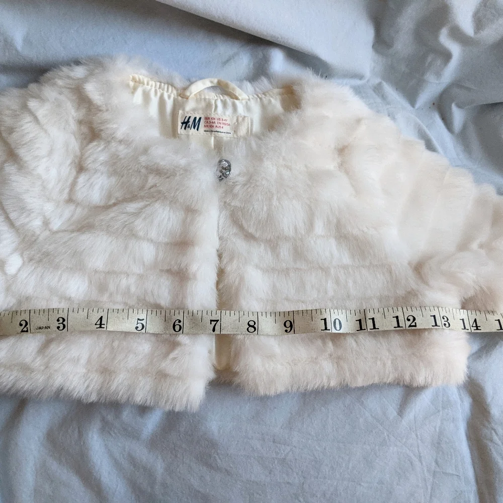 Like new H&M feux fur girl bolero jacket size 4